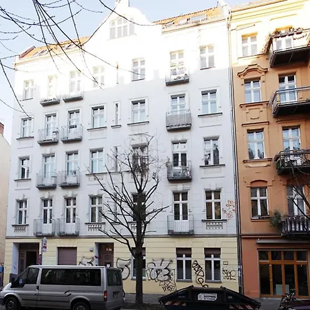 Апартаменты Stylish Maisonette, Prenzlauer Berg, 70m2 Берлин