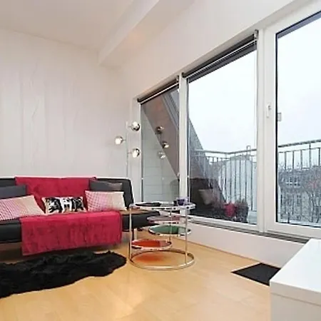 Stylish Maisonette, Prenzlauer Berg, 70m2 Берлин